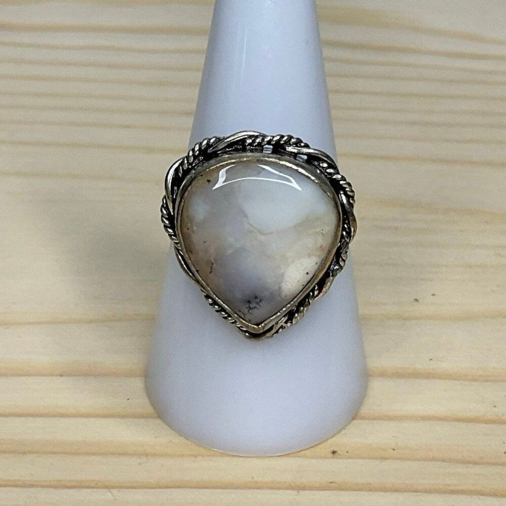 Vintage Silver Ring With Teardrop Agate Natural Stone Semi Precious